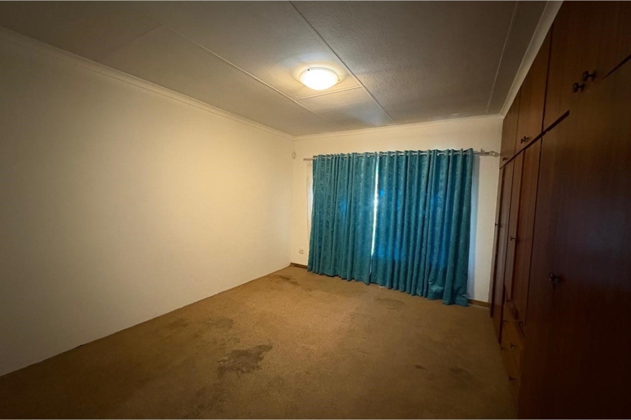 4 Bedroom Property for Sale in Aviary Hill KwaZulu-Natal