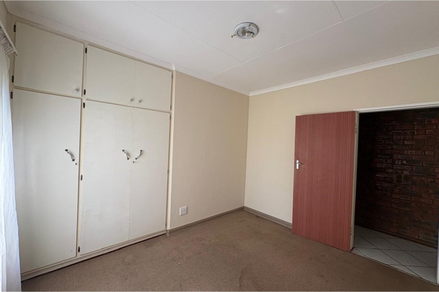 4 Bedroom Property for Sale in Aviary Hill KwaZulu-Natal