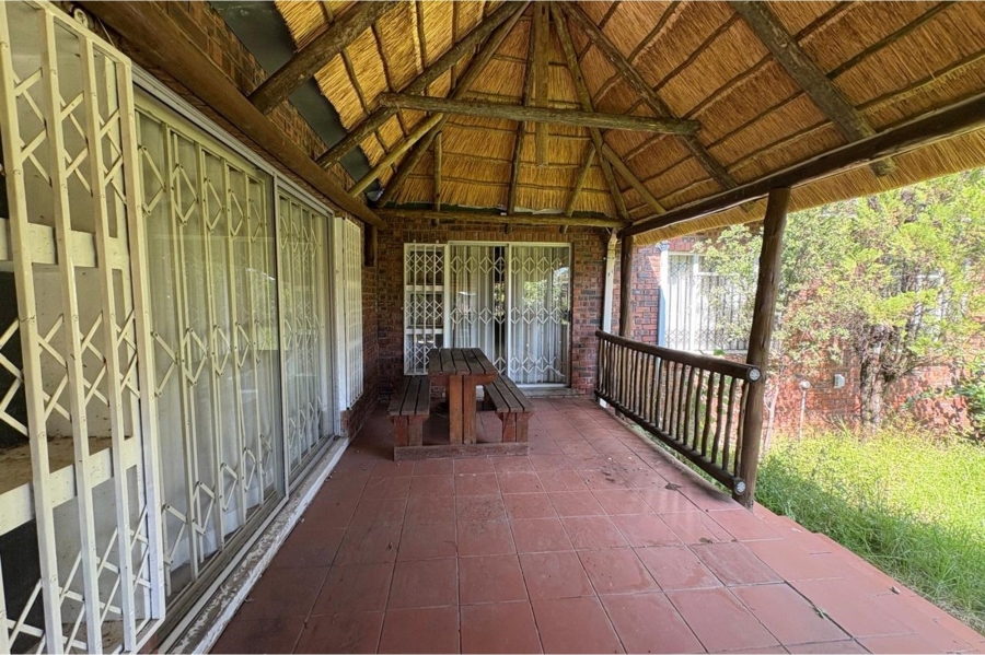 4 Bedroom Property for Sale in Aviary Hill KwaZulu-Natal
