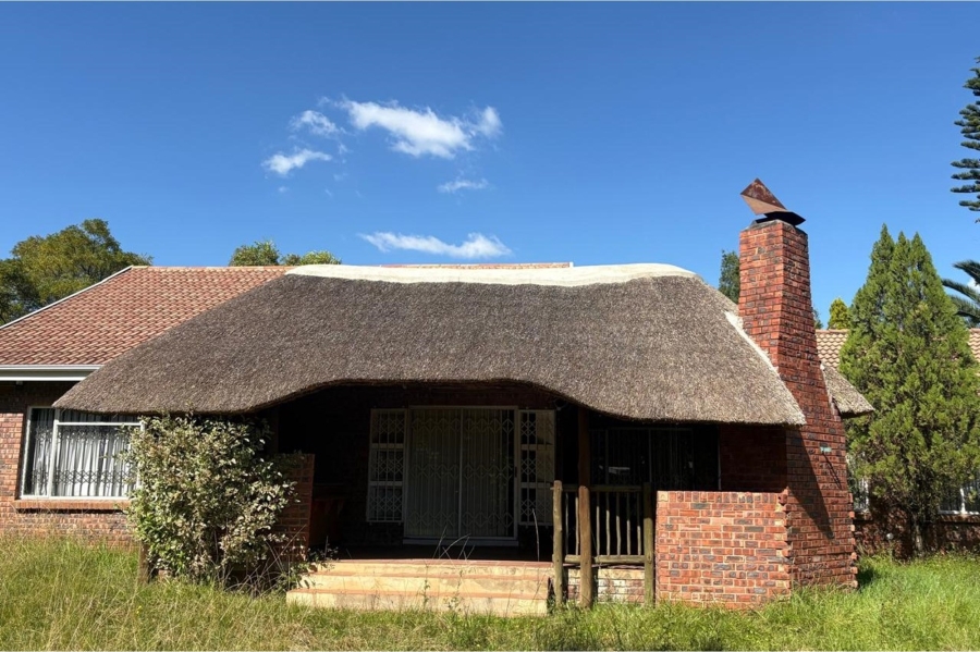 4 Bedroom Property for Sale in Aviary Hill KwaZulu-Natal
