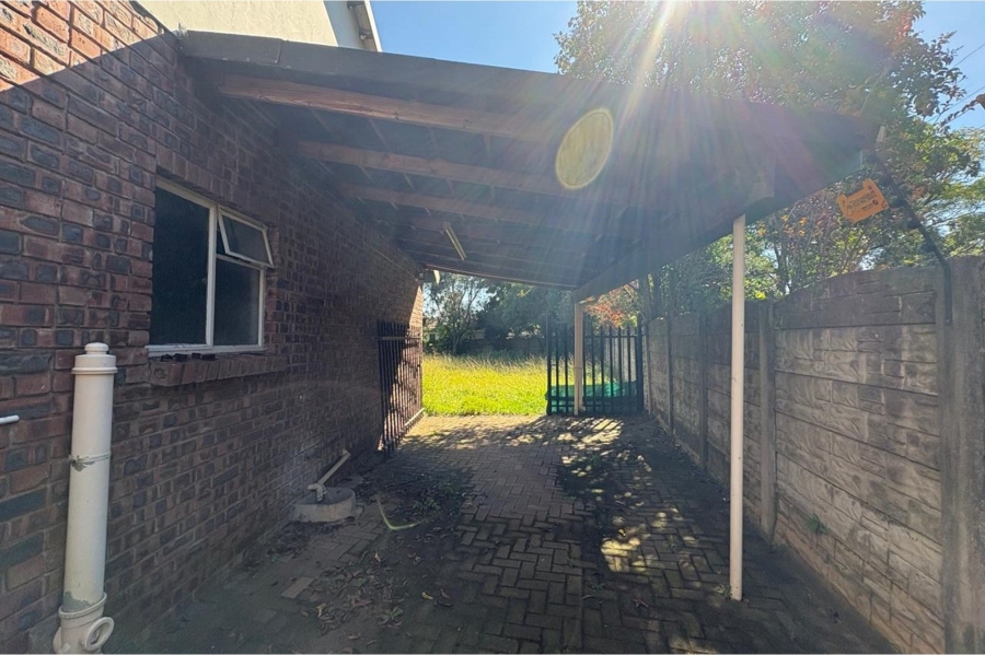 4 Bedroom Property for Sale in Aviary Hill KwaZulu-Natal