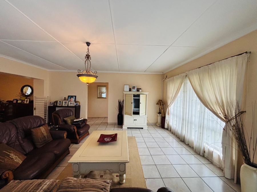 3 Bedroom Property for Sale in Newlands East KwaZulu-Natal