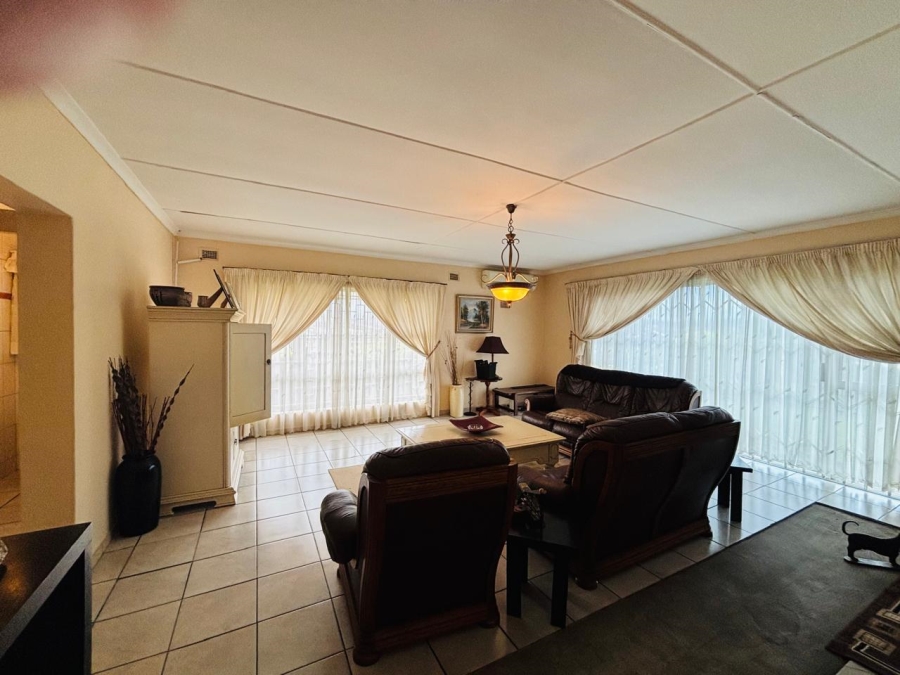 3 Bedroom Property for Sale in Newlands East KwaZulu-Natal