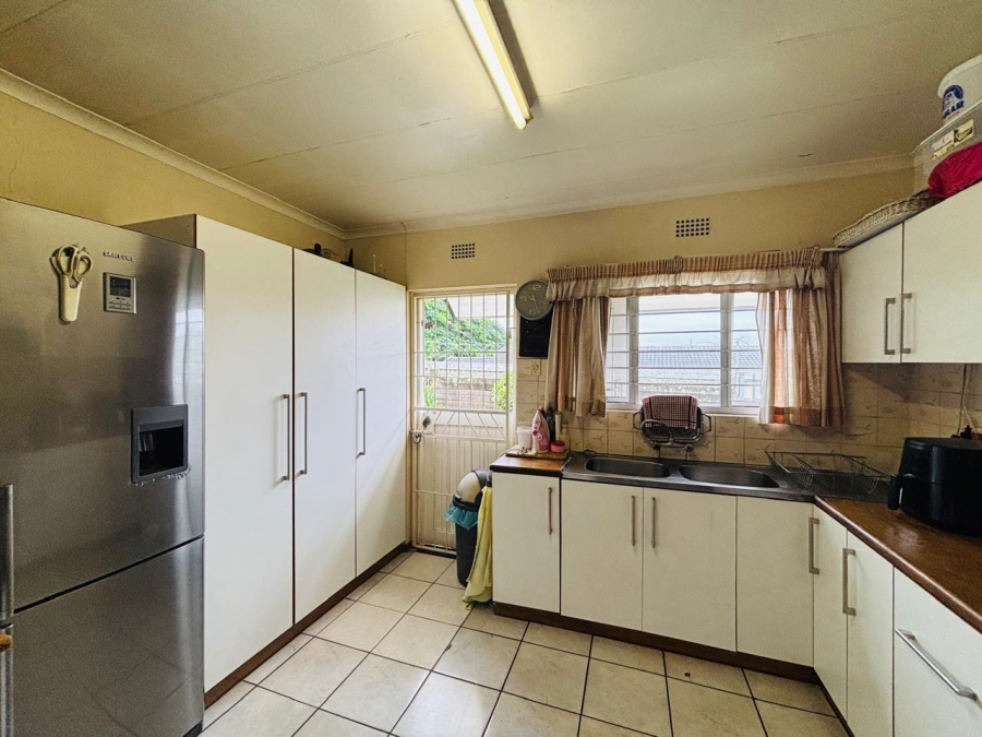 3 Bedroom Property for Sale in Newlands East KwaZulu-Natal