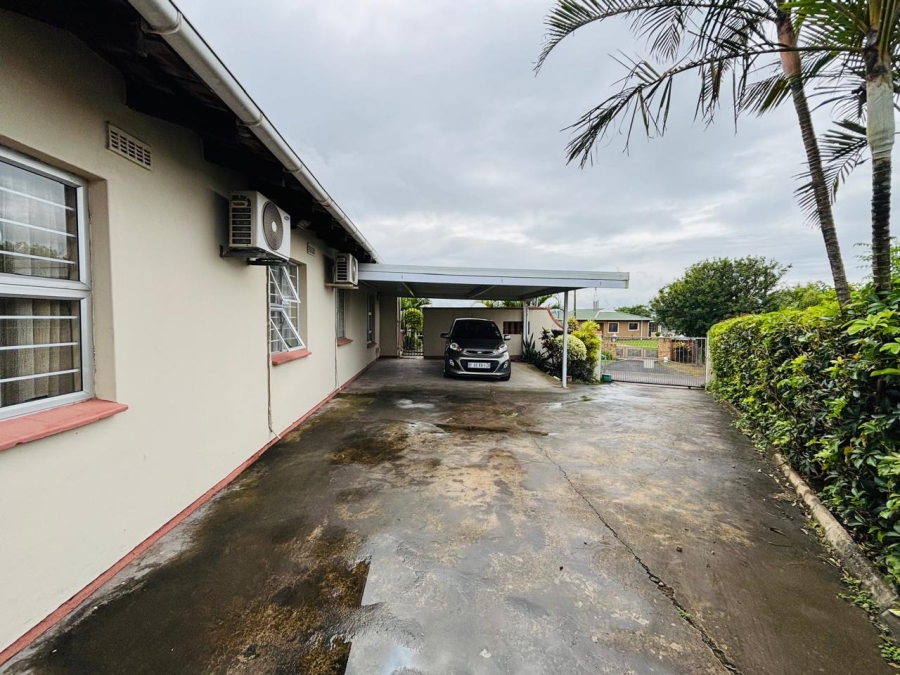 3 Bedroom Property for Sale in Newlands East KwaZulu-Natal