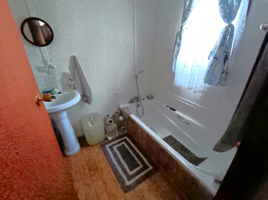 2 Bedroom Property for Sale in Hibberdene KwaZulu-Natal