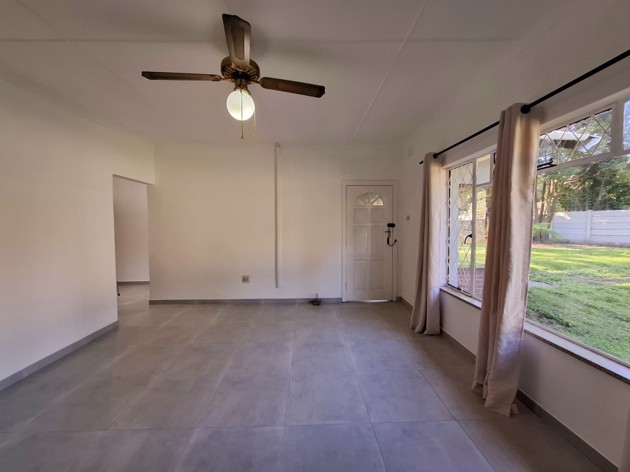 To Let 3 Bedroom Property for Rent in Manors KwaZulu-Natal