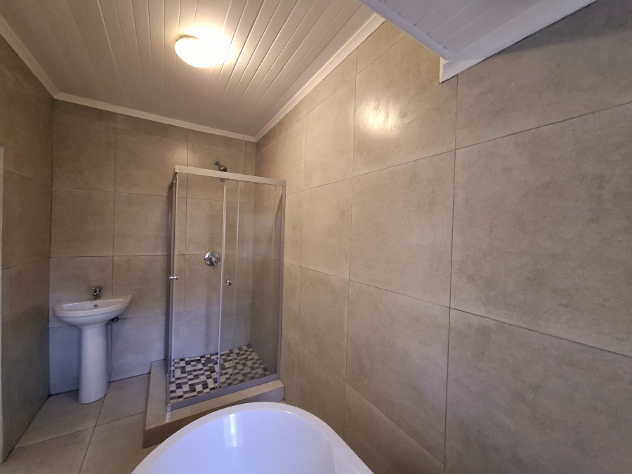 To Let 3 Bedroom Property for Rent in Manors KwaZulu-Natal