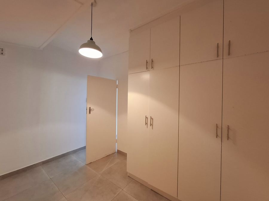 To Let 3 Bedroom Property for Rent in Manors KwaZulu-Natal