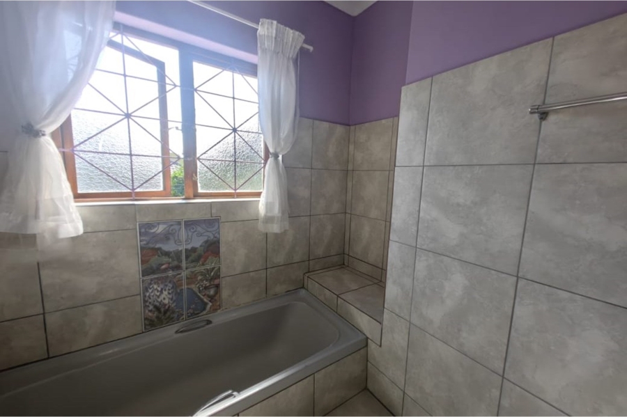 3 Bedroom Property for Sale in Meer En See KwaZulu-Natal
