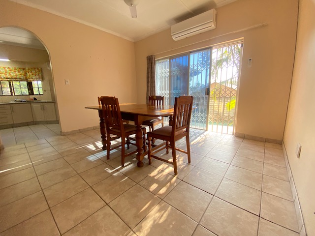 5 Bedroom Property for Sale in Meer En See KwaZulu-Natal