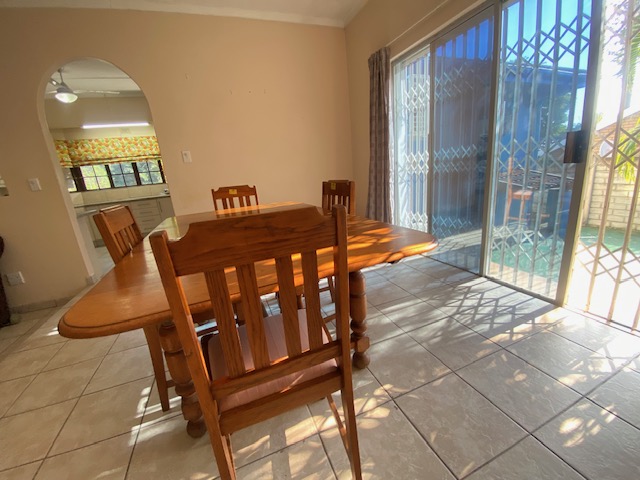 5 Bedroom Property for Sale in Meer En See KwaZulu-Natal