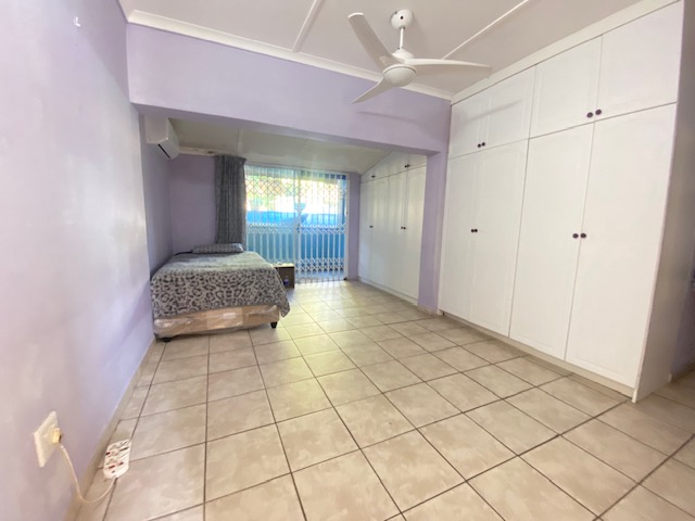 5 Bedroom Property for Sale in Meer En See KwaZulu-Natal