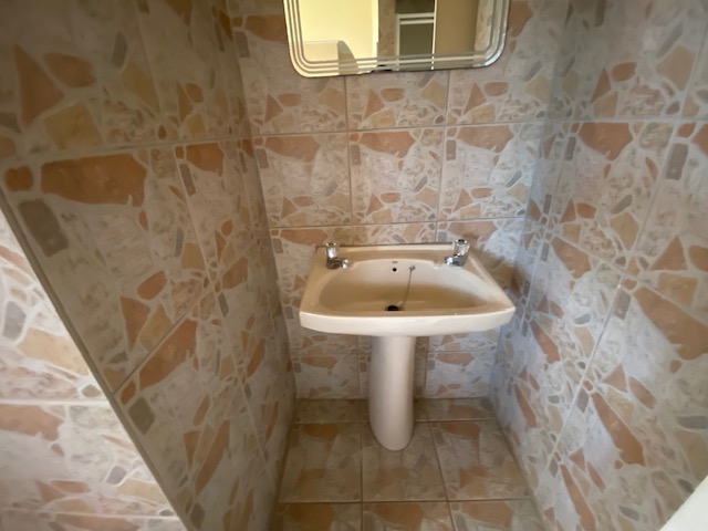 5 Bedroom Property for Sale in Meer En See KwaZulu-Natal