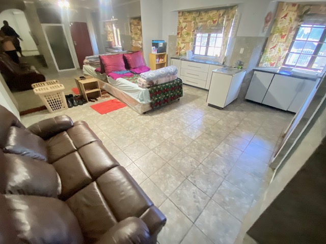 5 Bedroom Property for Sale in Meer En See KwaZulu-Natal