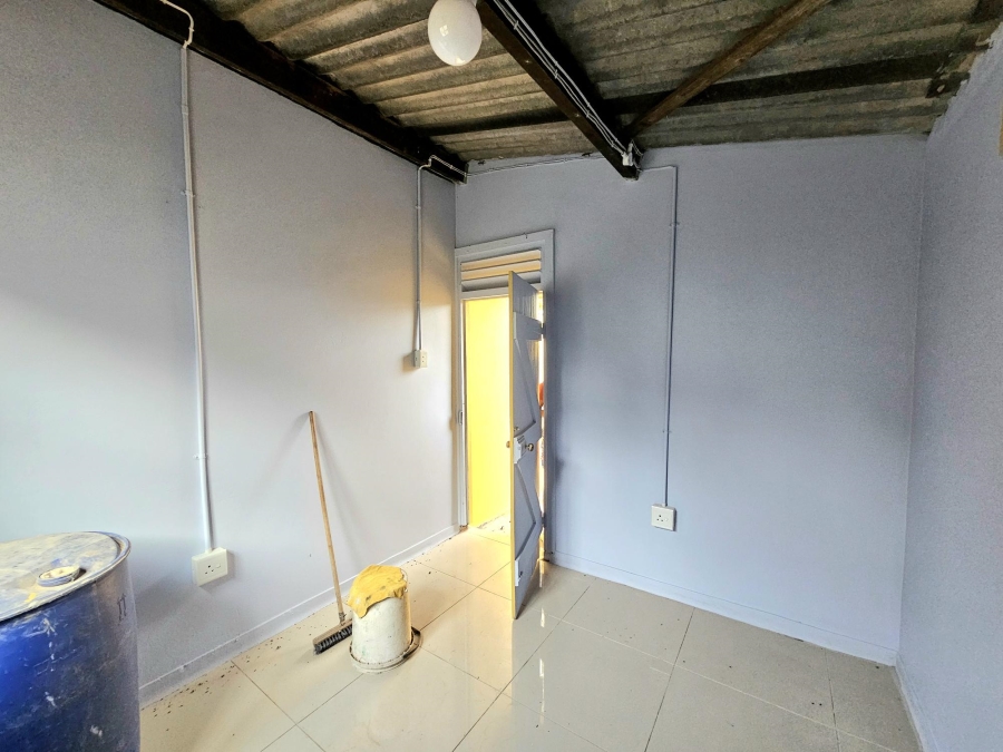 1 Bedroom Property for Sale in Woodlands KwaZulu-Natal