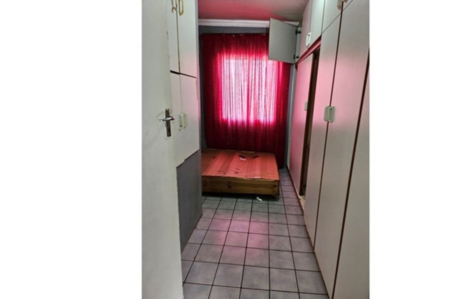 To Let 3 Bedroom Property for Rent in Northcroft KwaZulu-Natal