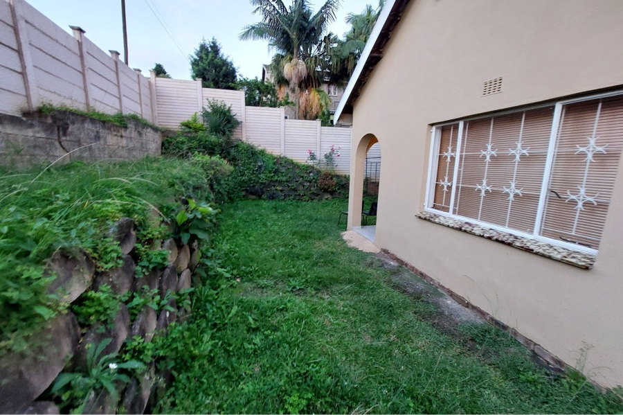 To Let 3 Bedroom Property for Rent in Dunveria KwaZulu-Natal