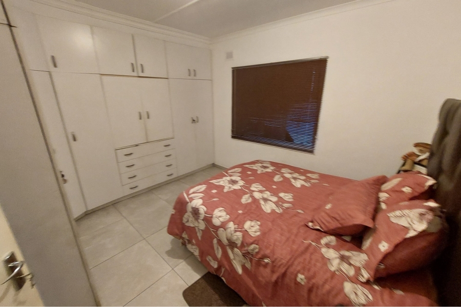 To Let 3 Bedroom Property for Rent in Dunveria KwaZulu-Natal