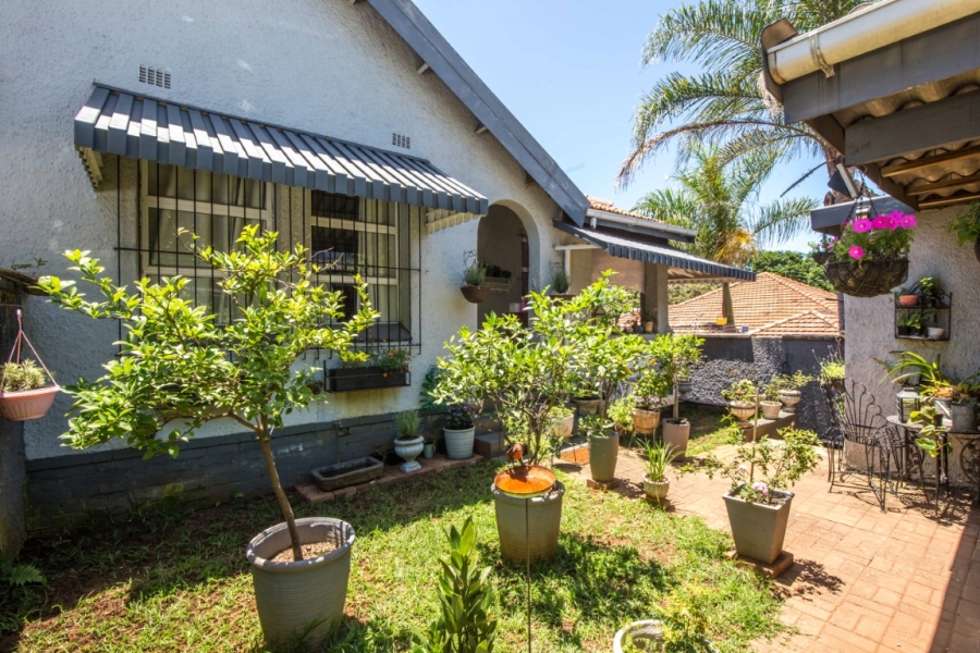 5 Bedroom Property for Sale in Glenwood KwaZulu-Natal