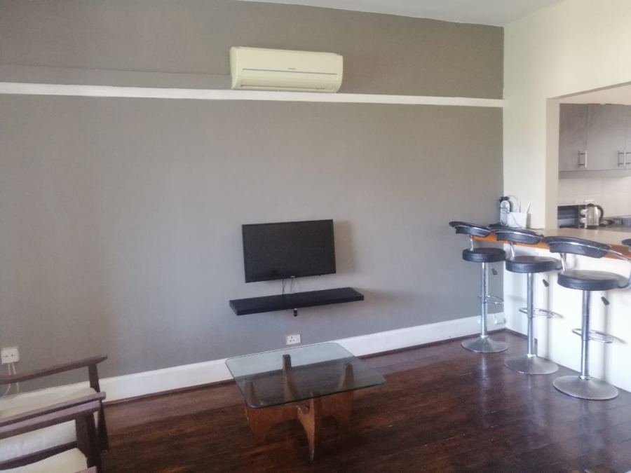 1 Bedroom Property for Sale in Essenwood KwaZulu-Natal