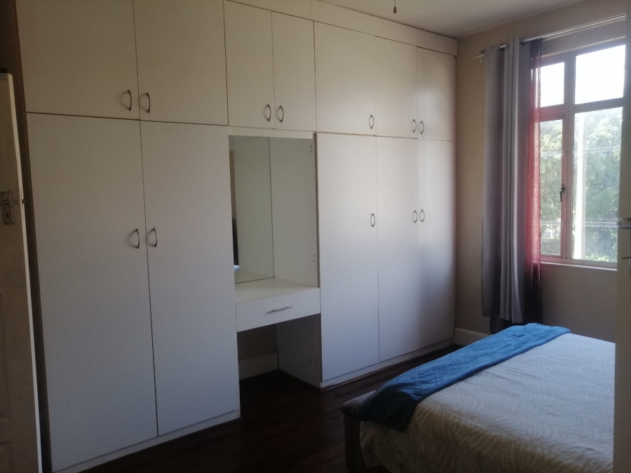 1 Bedroom Property for Sale in Essenwood KwaZulu-Natal