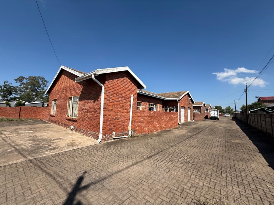 15 Bedroom Property for Sale in Paradise KwaZulu-Natal