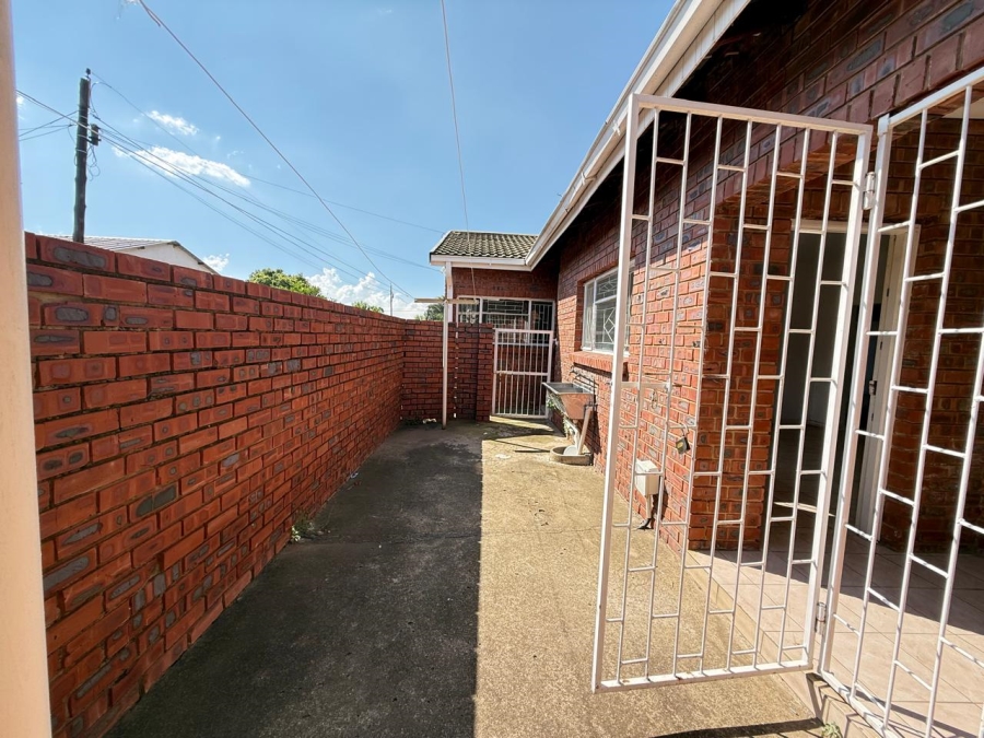 15 Bedroom Property for Sale in Paradise KwaZulu-Natal