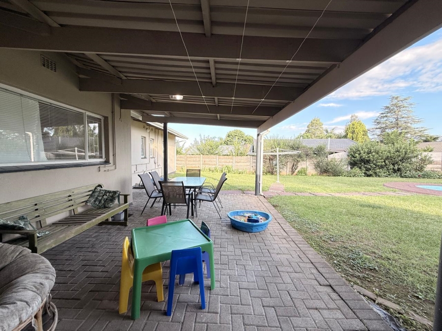 4 Bedroom Property for Sale in Huttenheights KwaZulu-Natal