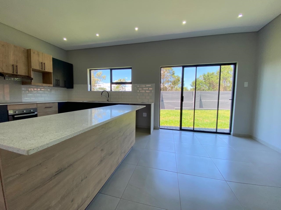3 Bedroom Property for Sale in Schuinshoogte KwaZulu-Natal
