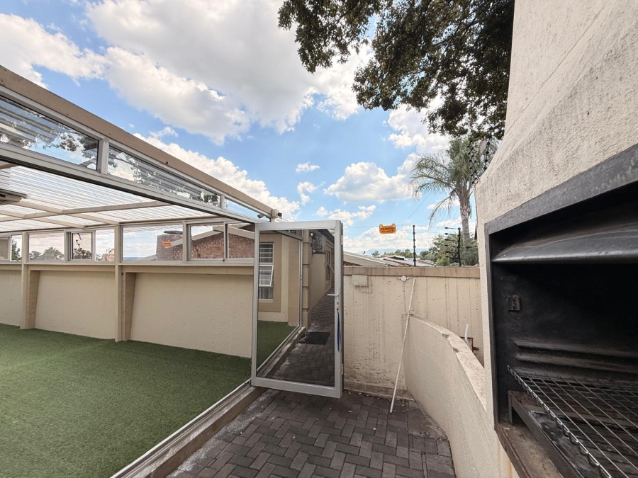 3 Bedroom Property for Sale in Aviary Hill KwaZulu-Natal