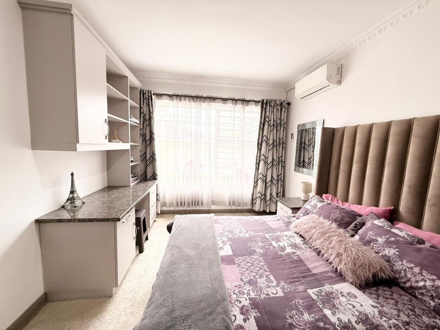 3 Bedroom Property for Sale in Aviary Hill KwaZulu-Natal