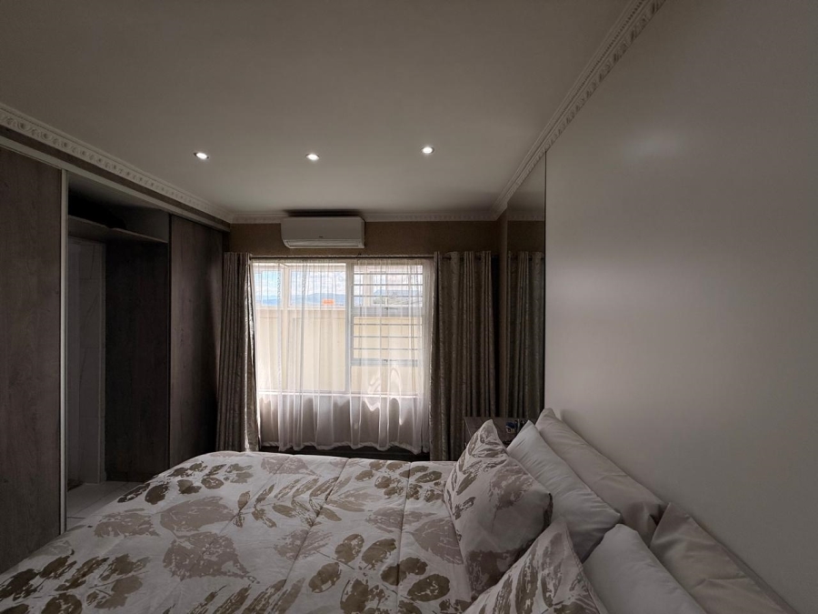 3 Bedroom Property for Sale in Aviary Hill KwaZulu-Natal