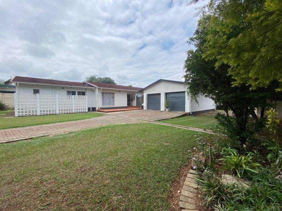 4 Bedroom Property for Sale in Huttenheights KwaZulu-Natal