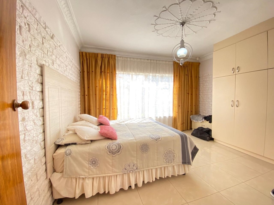 4 Bedroom Property for Sale in Lennoxton KwaZulu-Natal