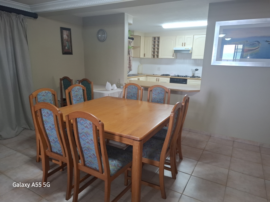 4 Bedroom Property for Sale in Lawrence Rocks KwaZulu-Natal