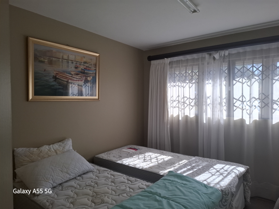 4 Bedroom Property for Sale in Lawrence Rocks KwaZulu-Natal