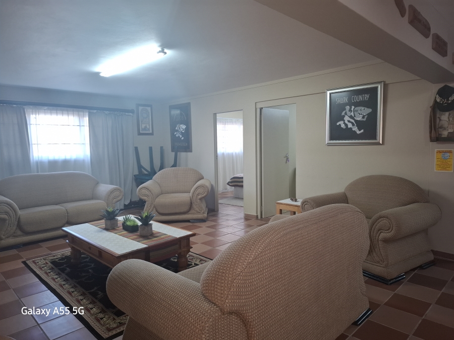 6 Bedroom Property for Sale in Lawrence Rocks KwaZulu-Natal