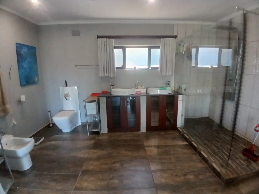 To Let 2 Bedroom Property for Rent in Waterfall KwaZulu-Natal