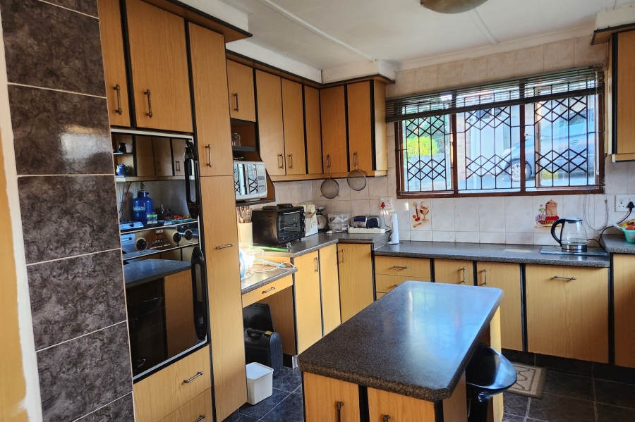 3 Bedroom Property for Sale in Montclair KwaZulu-Natal