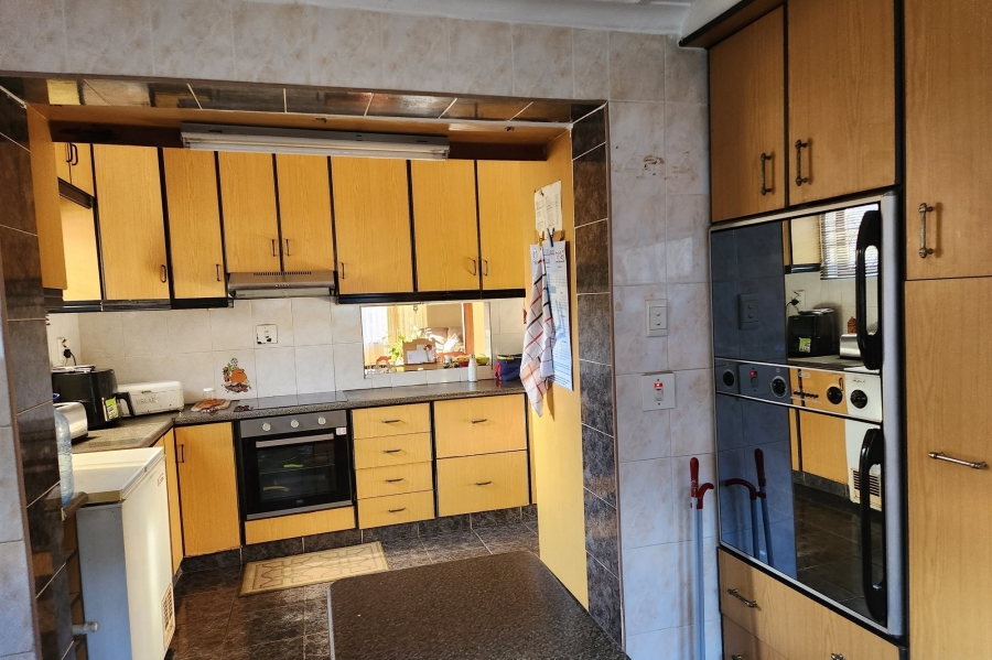 3 Bedroom Property for Sale in Montclair KwaZulu-Natal