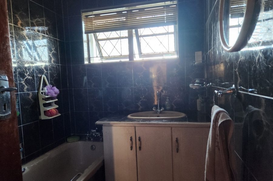 3 Bedroom Property for Sale in Montclair KwaZulu-Natal