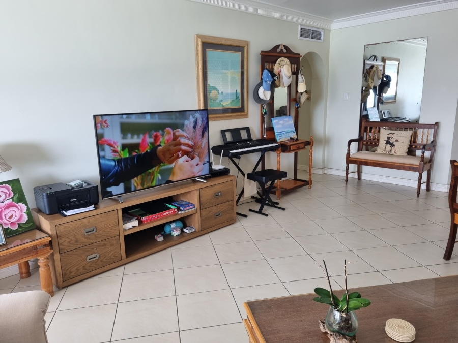 To Let 3 Bedroom Property for Rent in Umhlanga KwaZulu-Natal