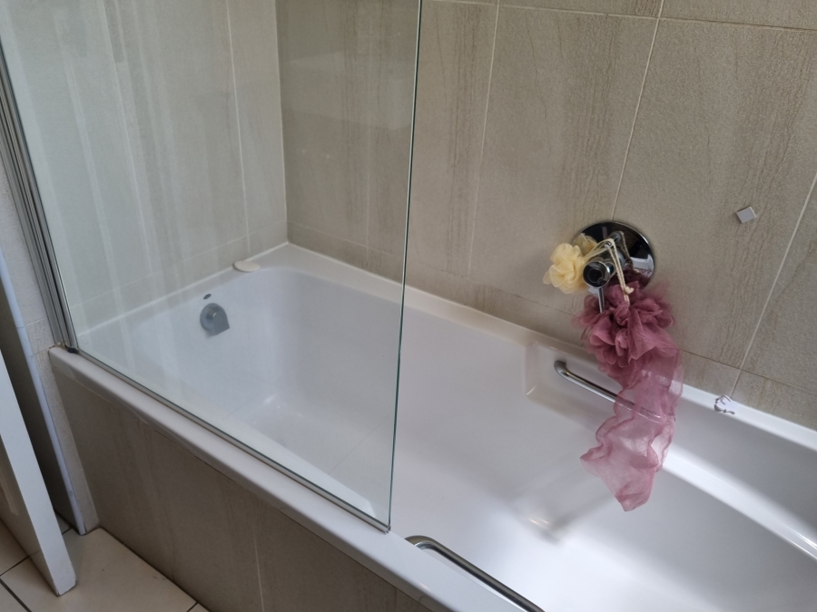 To Let 3 Bedroom Property for Rent in Umhlanga KwaZulu-Natal