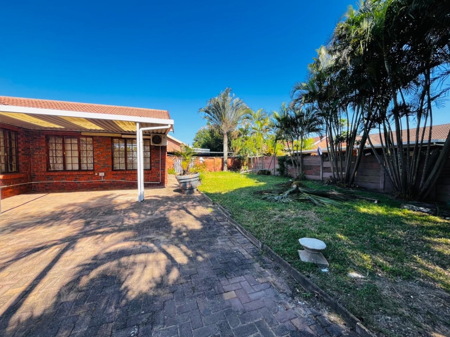 To Let 3 Bedroom Property for Rent in Birdswood KwaZulu-Natal