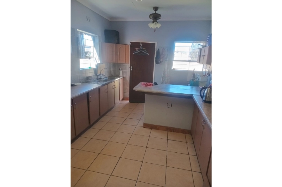 4 Bedroom Property for Sale in Pioneer Park KwaZulu-Natal