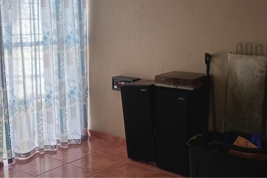 4 Bedroom Property for Sale in Pioneer Park KwaZulu-Natal