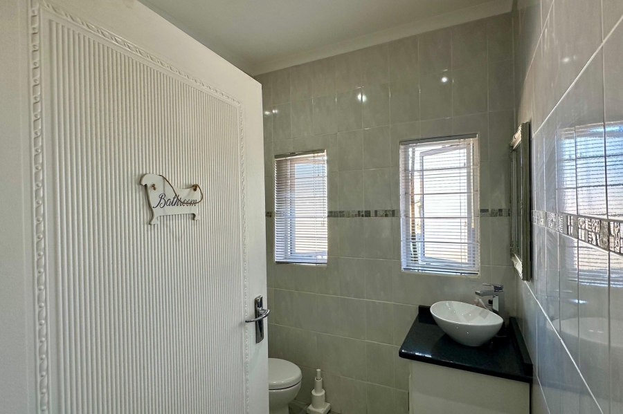 4 Bedroom Property for Sale in Huttenheights KwaZulu-Natal