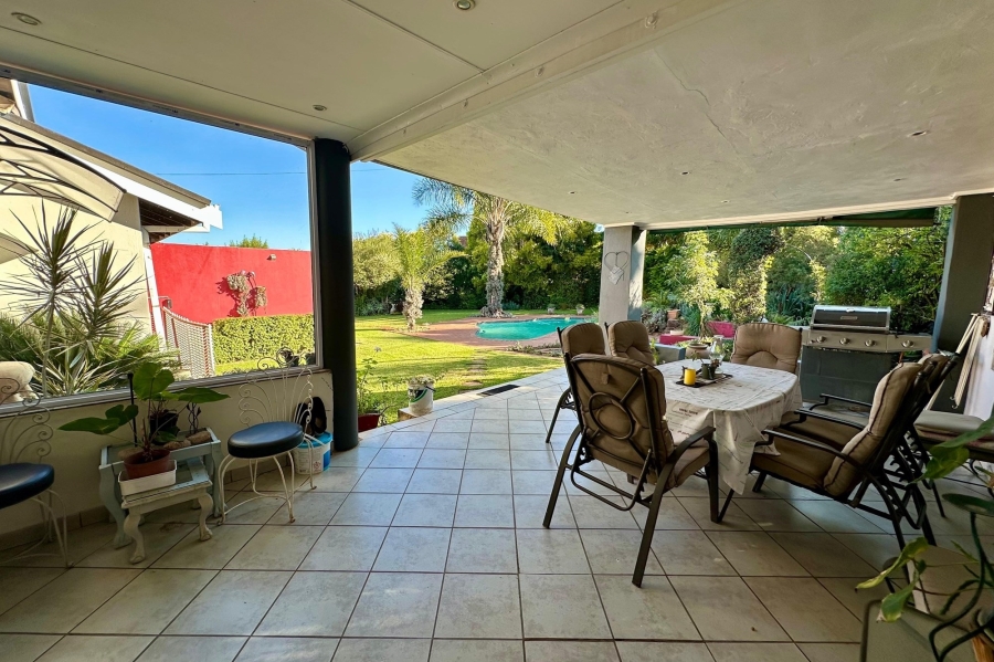 4 Bedroom Property for Sale in Huttenheights KwaZulu-Natal