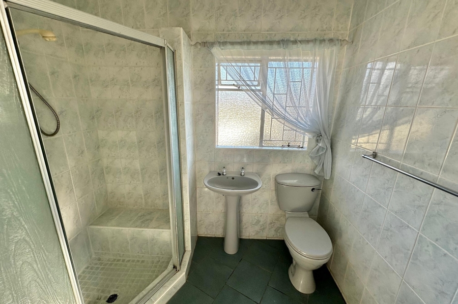 4 Bedroom Property for Sale in Huttenheights KwaZulu-Natal